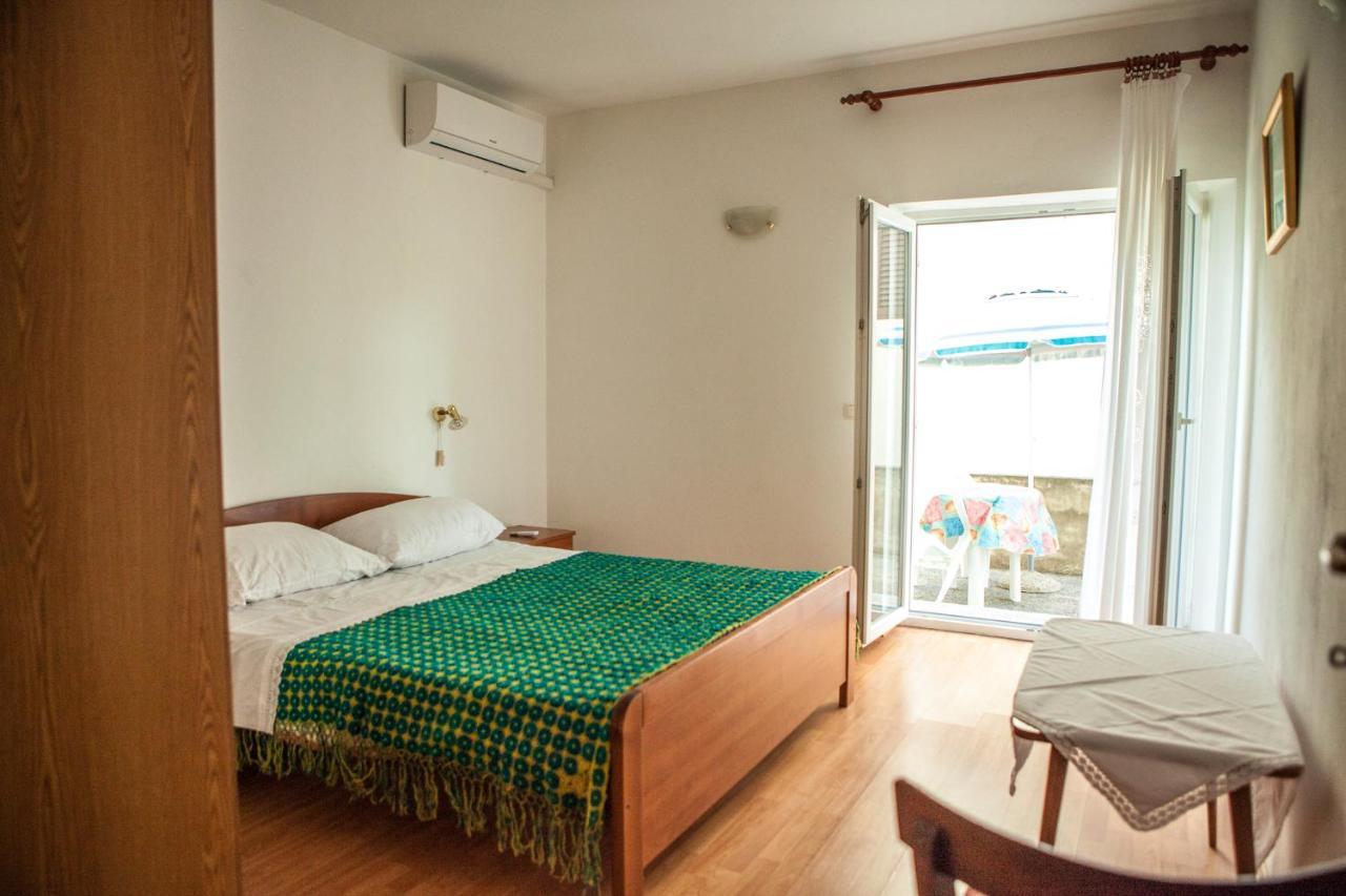 נובליה Apartments Alma מראה חיצוני תמונה