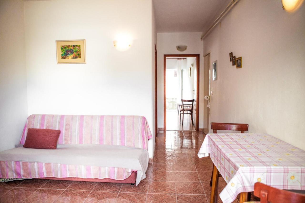 נובליה Apartments Alma מראה חיצוני תמונה