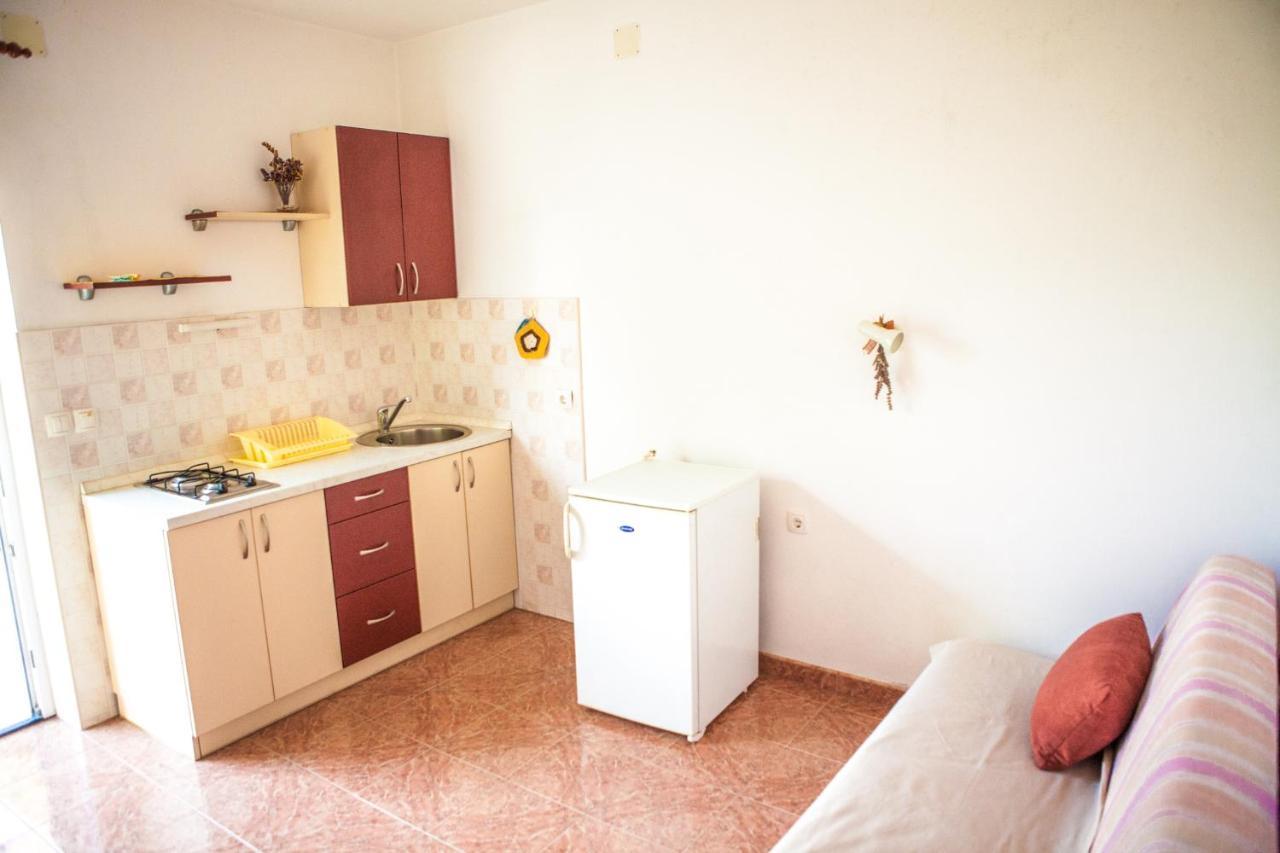 נובליה Apartments Alma מראה חיצוני תמונה