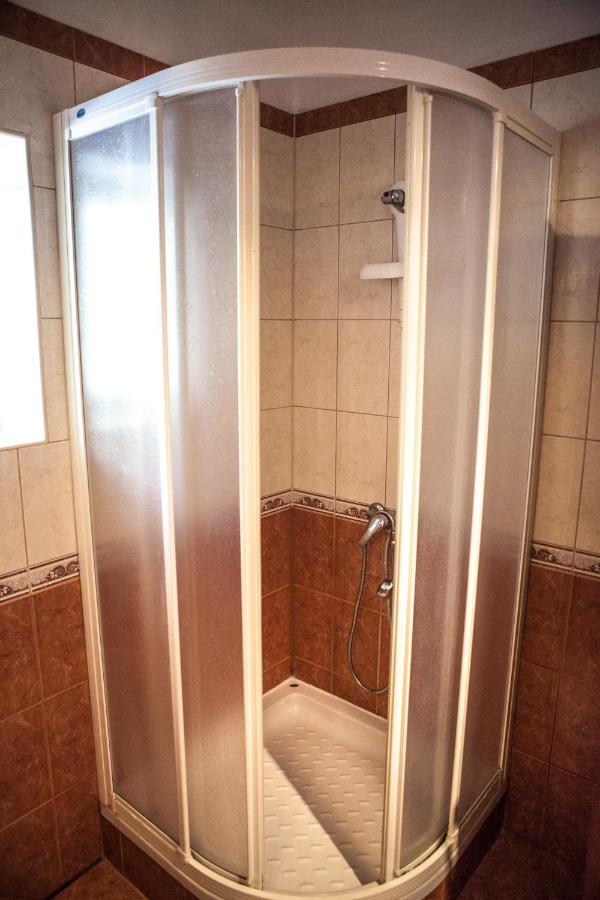 נובליה Apartments Alma מראה חיצוני תמונה