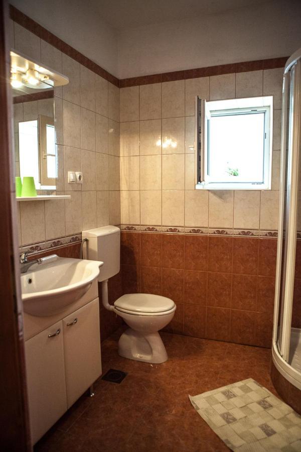 נובליה Apartments Alma מראה חיצוני תמונה
