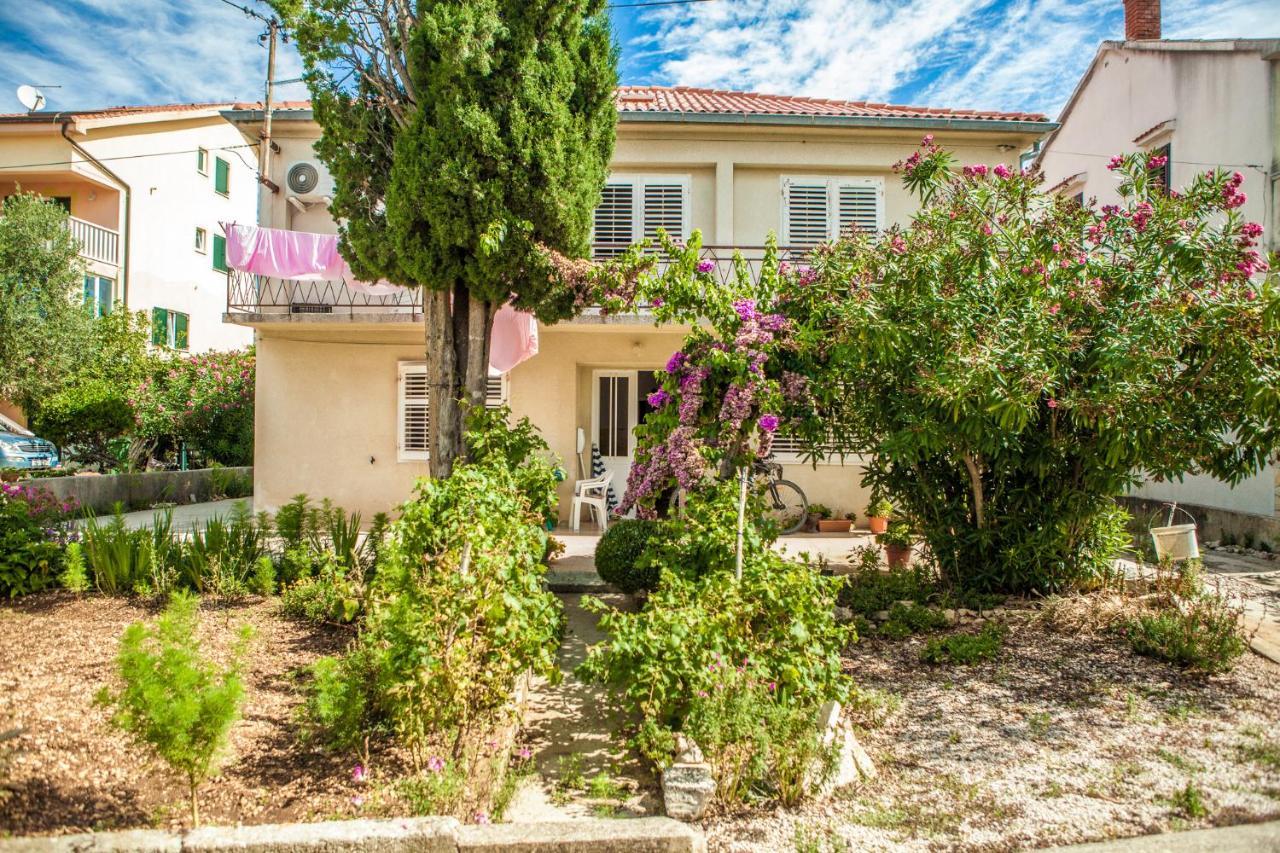 נובליה Apartments Alma מראה חיצוני תמונה