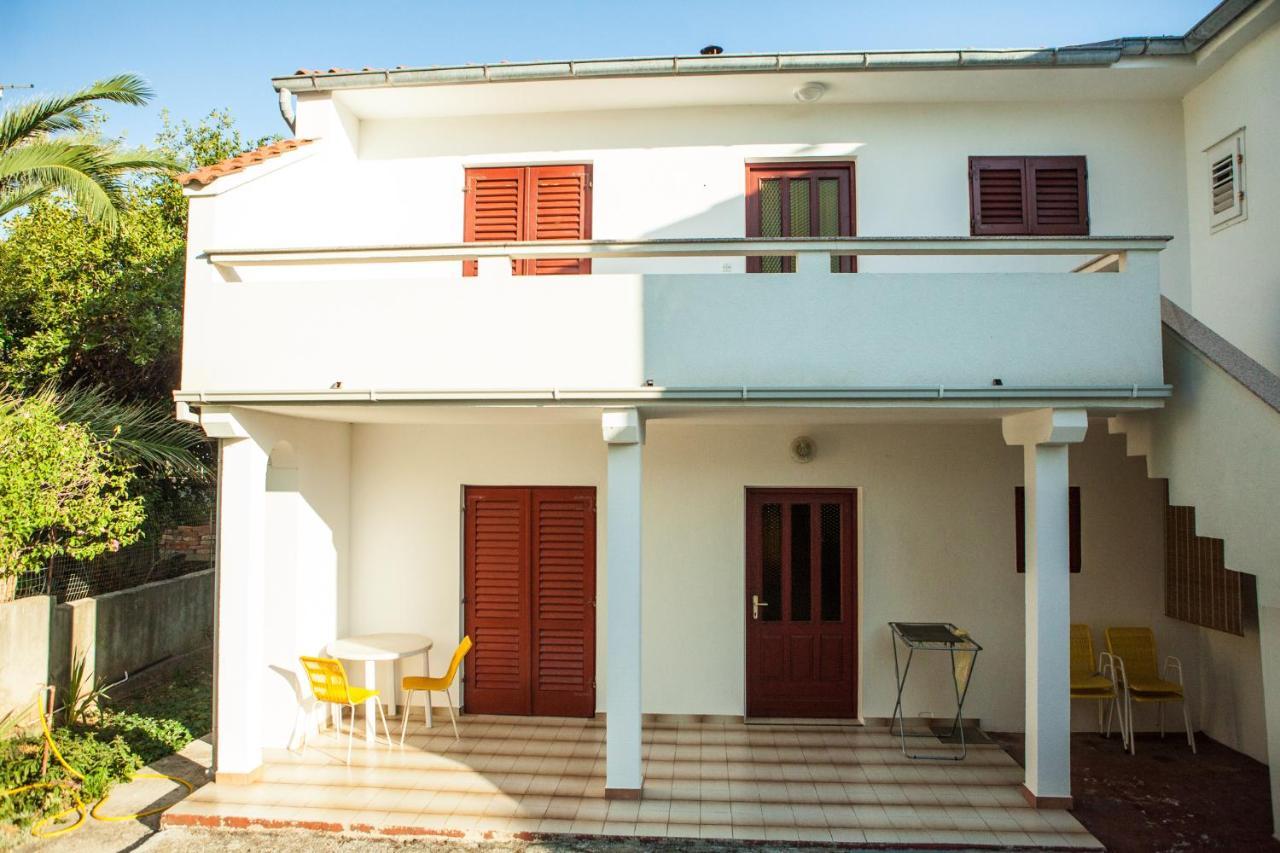 נובליה Apartments Alma מראה חיצוני תמונה