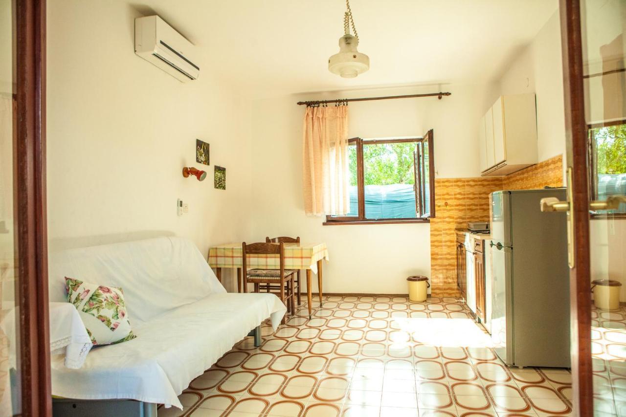 נובליה Apartments Alma מראה חיצוני תמונה