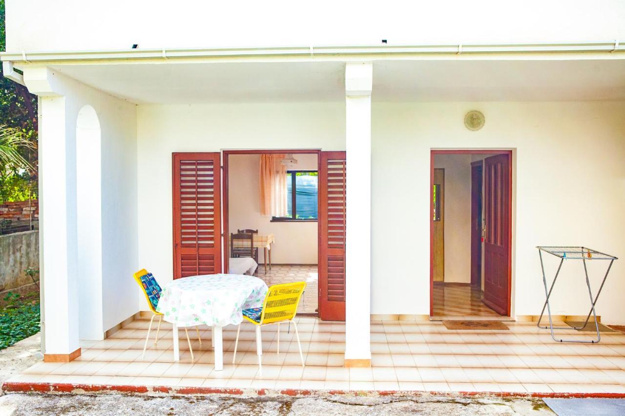 נובליה Apartments Alma מראה חיצוני תמונה